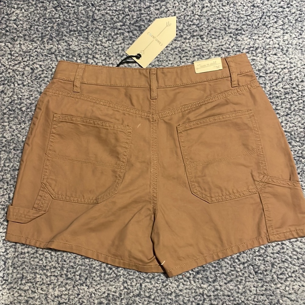 🆕Shorts - Picture 3 of 3